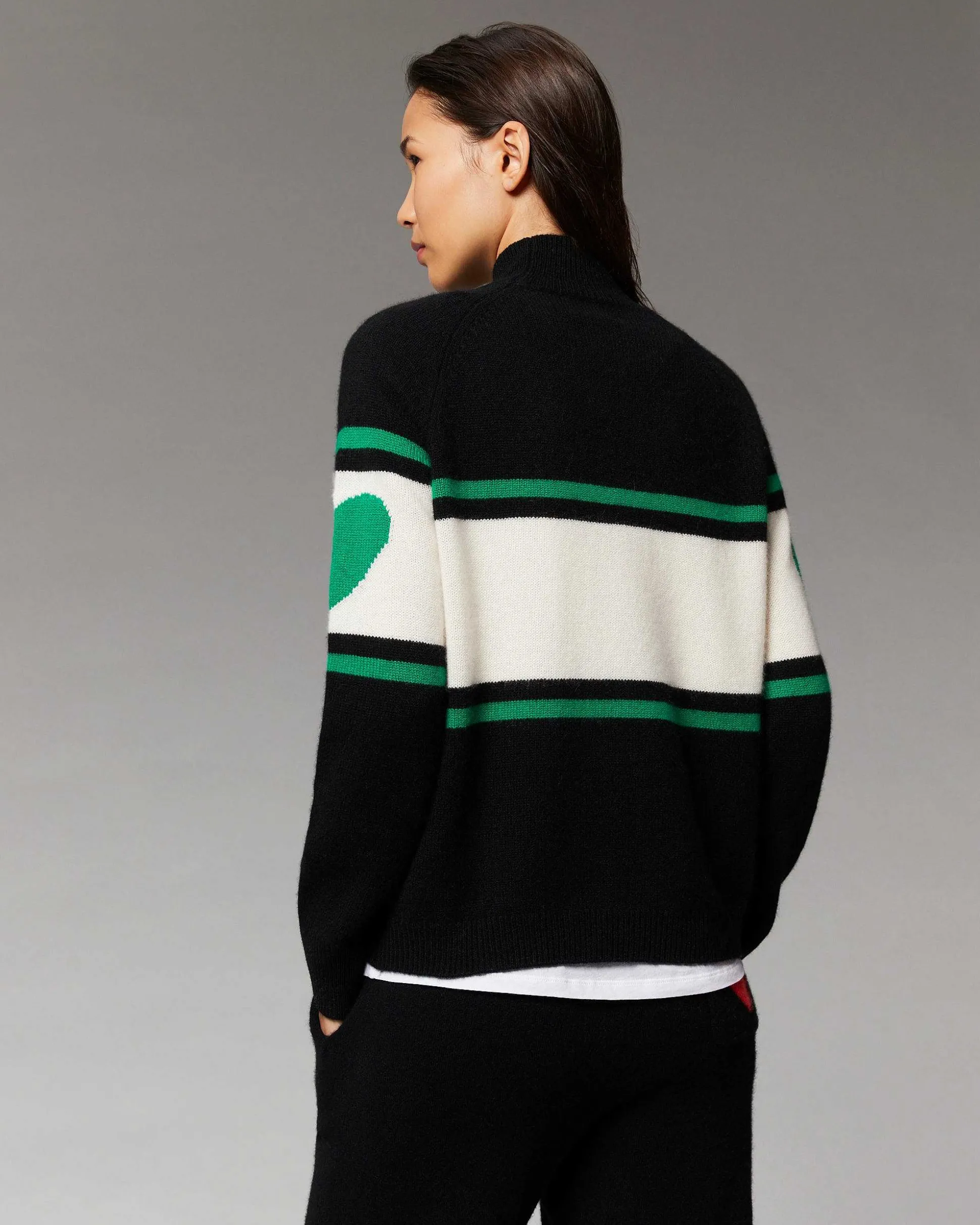 Pull Col Montant Bande Love