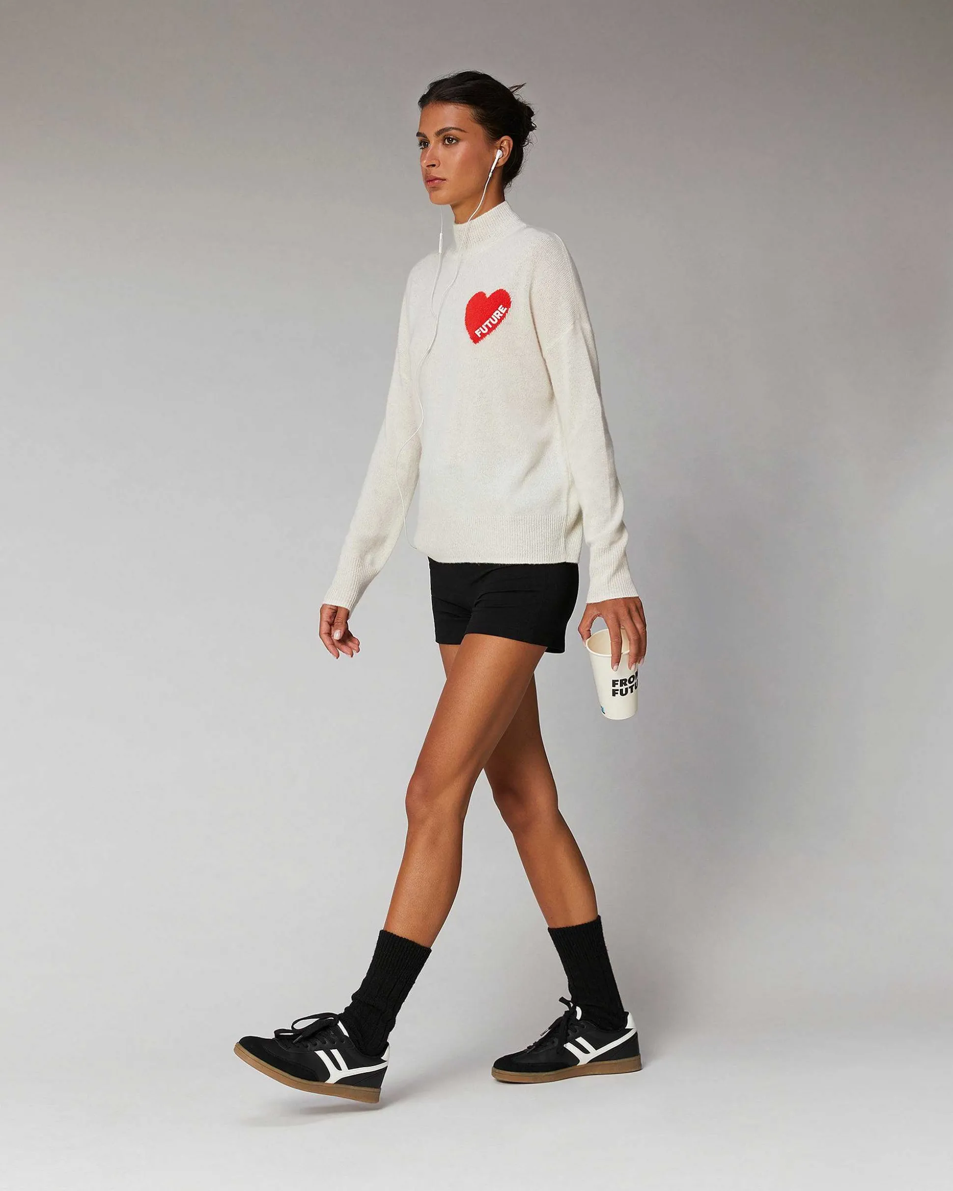 Pull Col Montant Coeur Leger