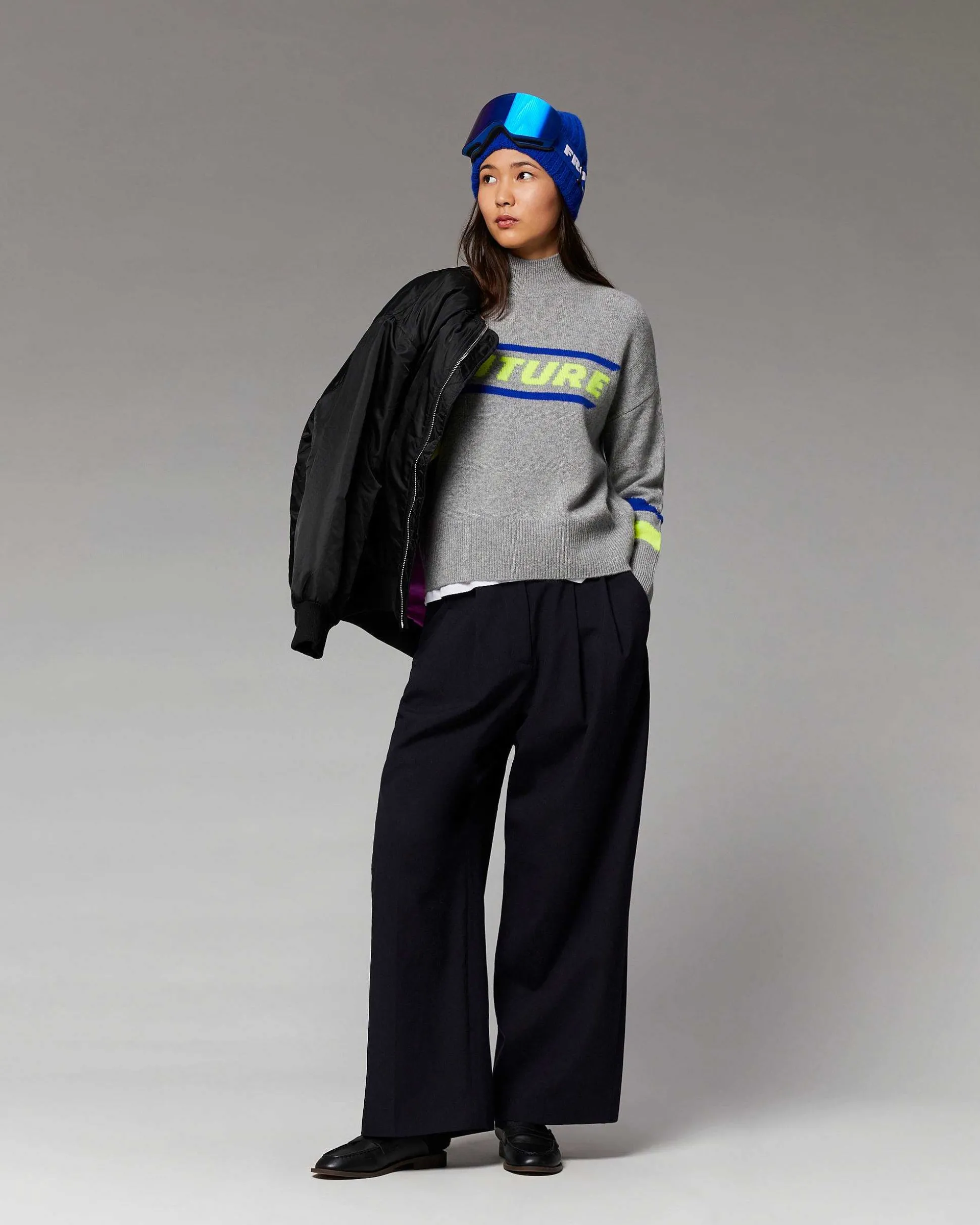 Pull Col Montant Future Et Bandes Manches