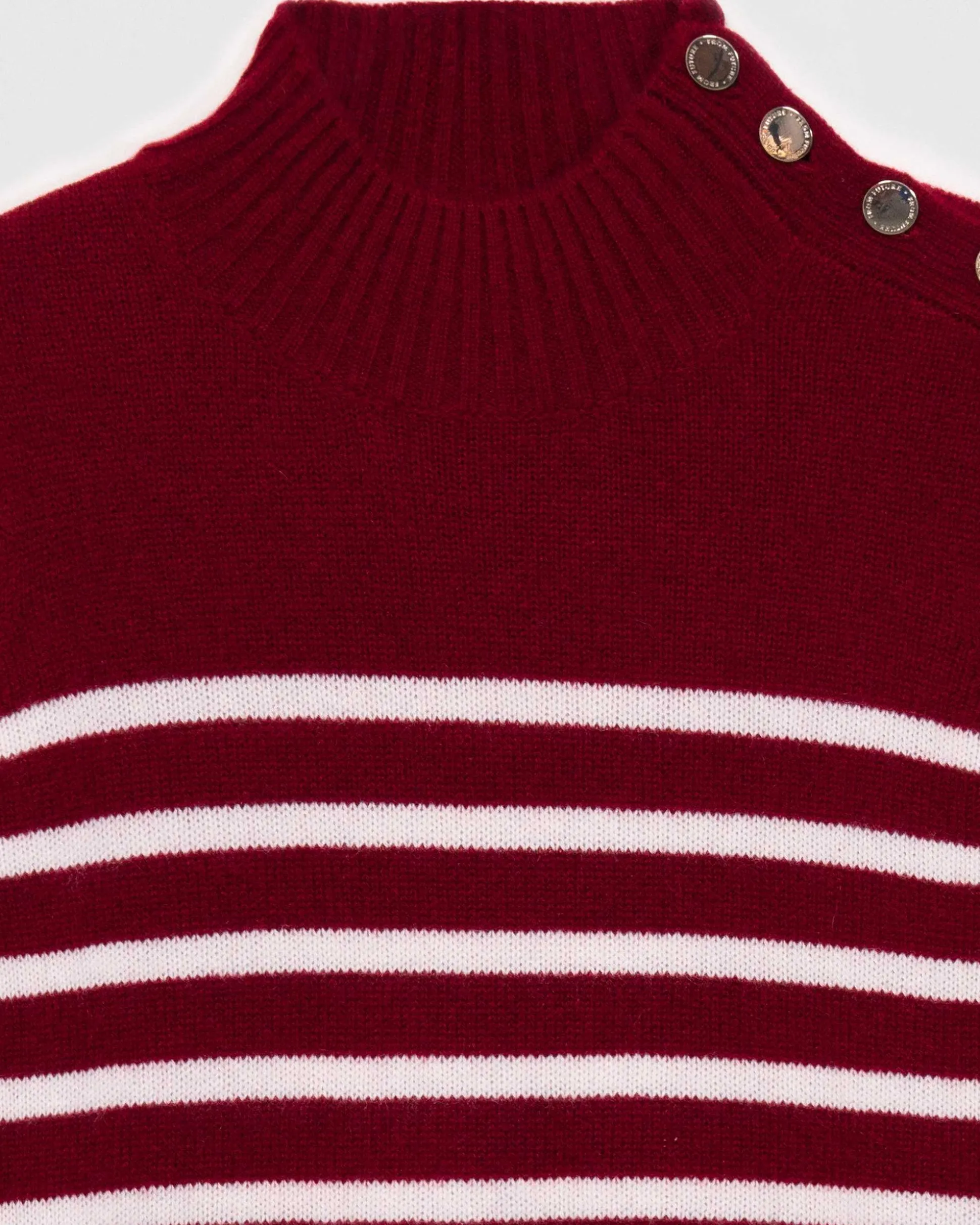 Pull Col Montant Mariniere A Boutons