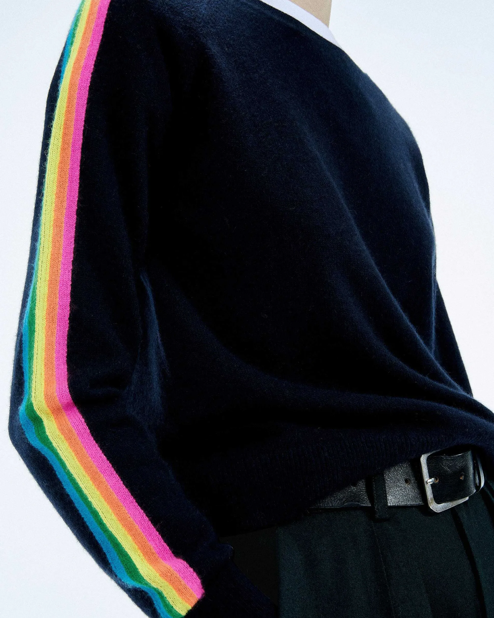 Pull Col Rond Bande Multicolore Aux Manches