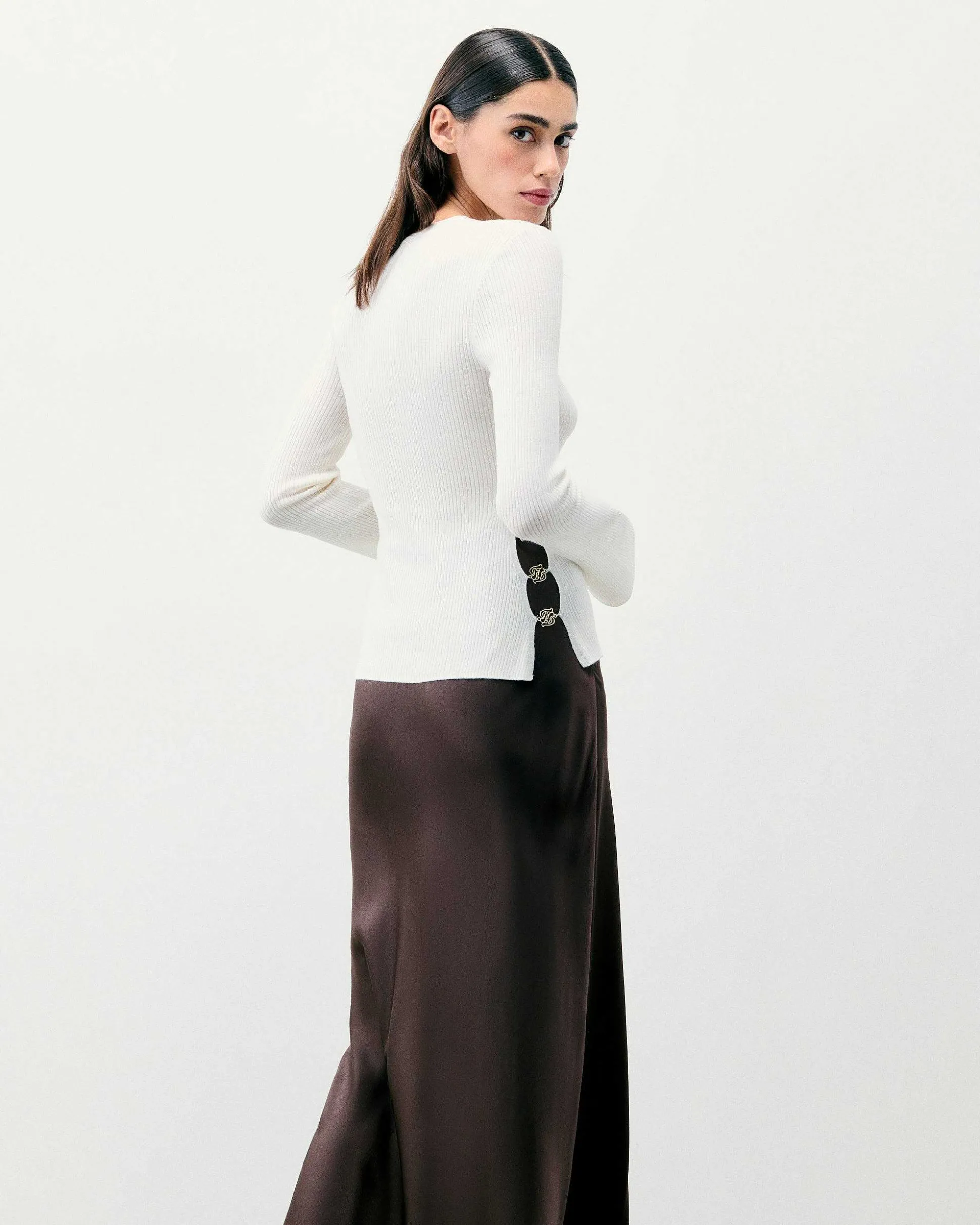 Pull Col Rond Bijoux Cotes