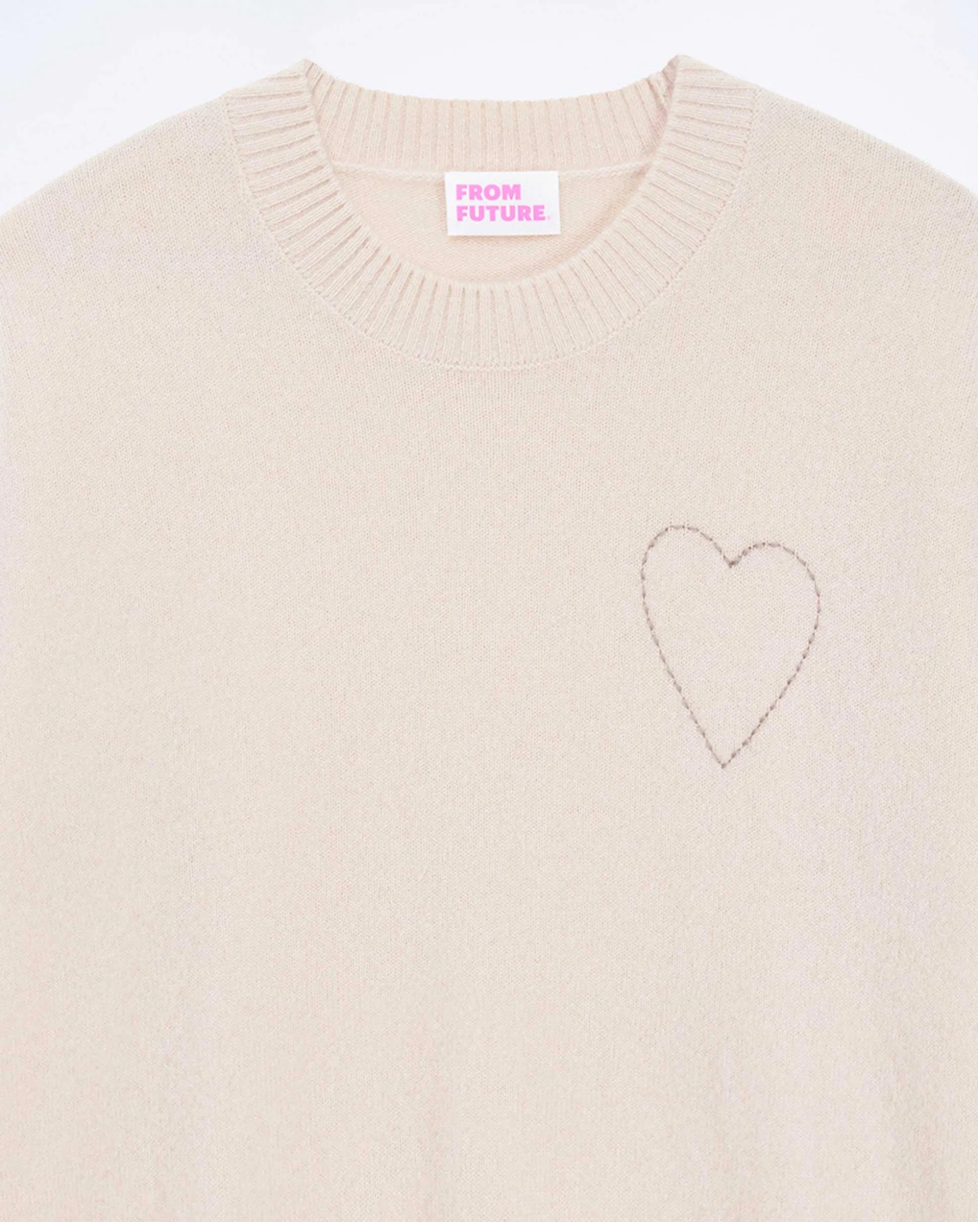 Pull Col Rond Coeur Brode