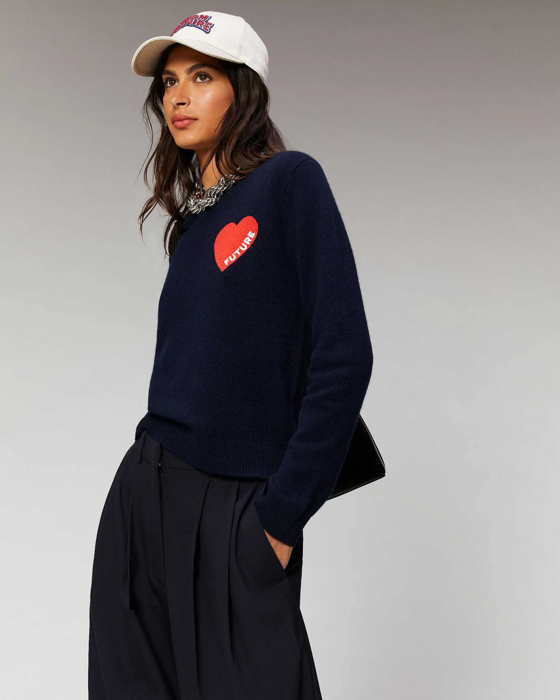 Pull Col Rond Coeur Leger