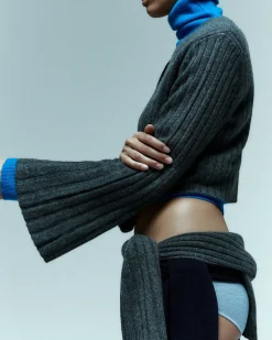 Pull Col Rond Court Manches Evasees