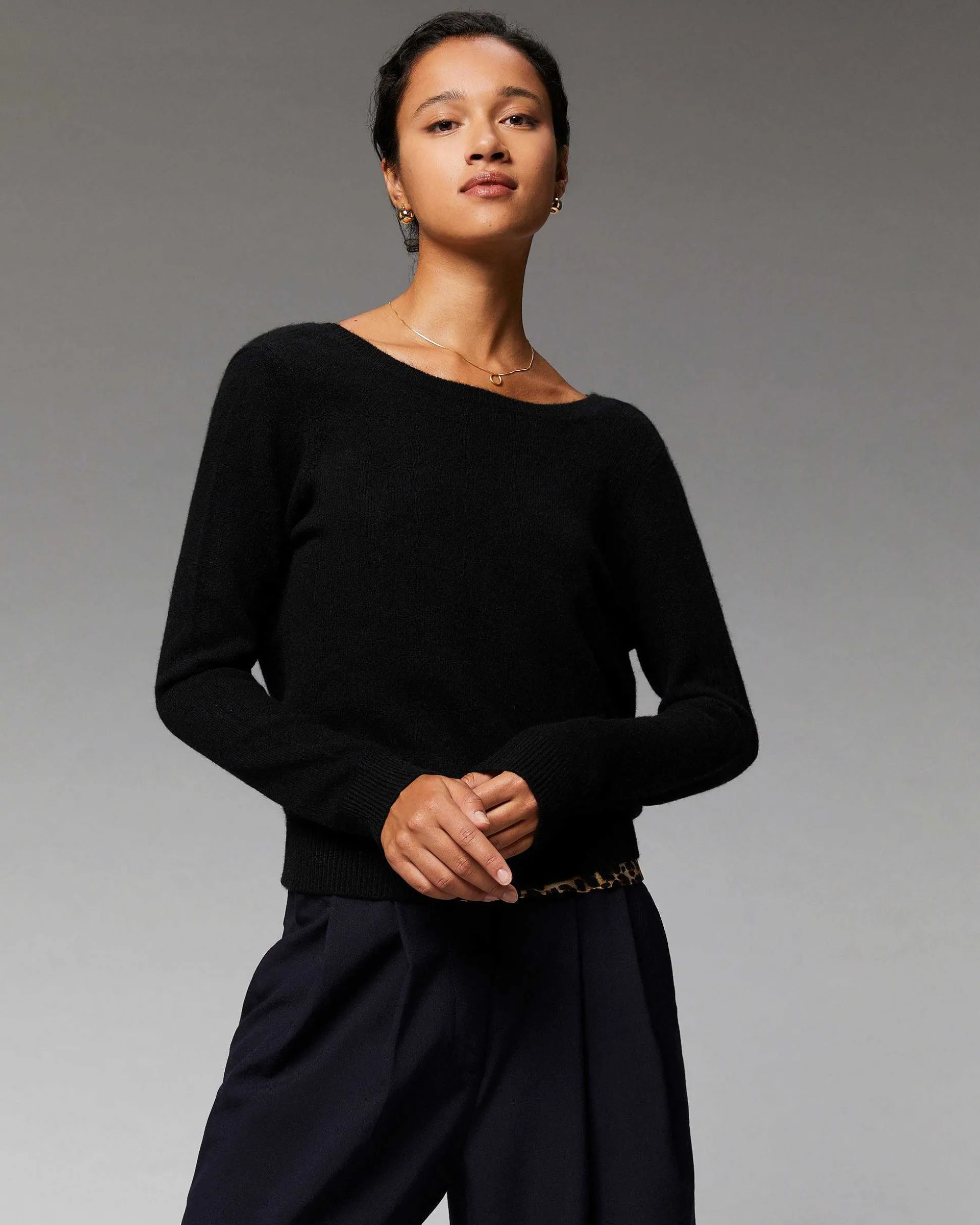 Pull Col Rond Dos Nu Leger