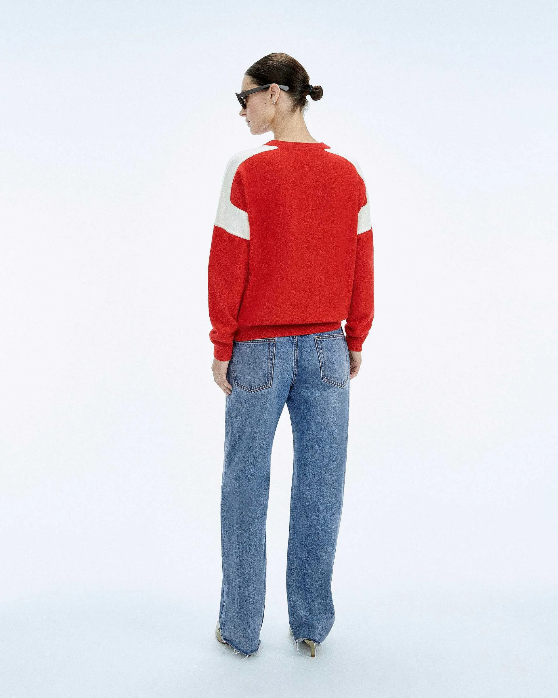 Pull Col Rond From Future Club