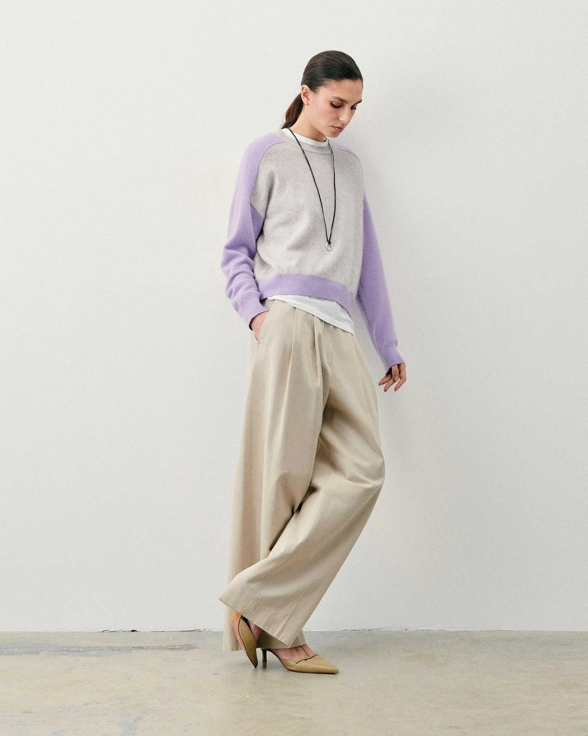 Pull Col Rond Manches Contrastees