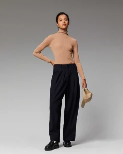 Pull Col Roule Basique