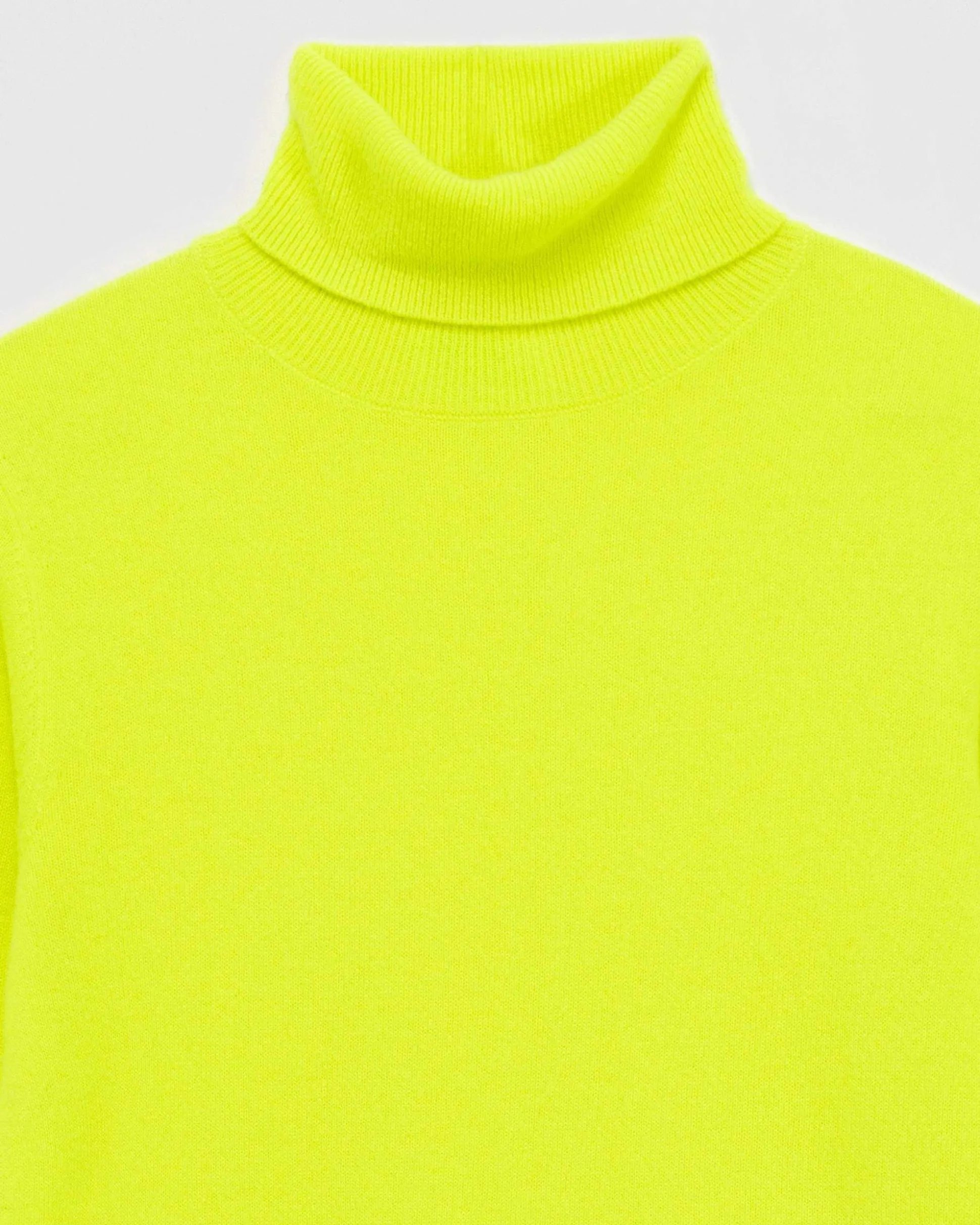 Pull Col Roule Basique