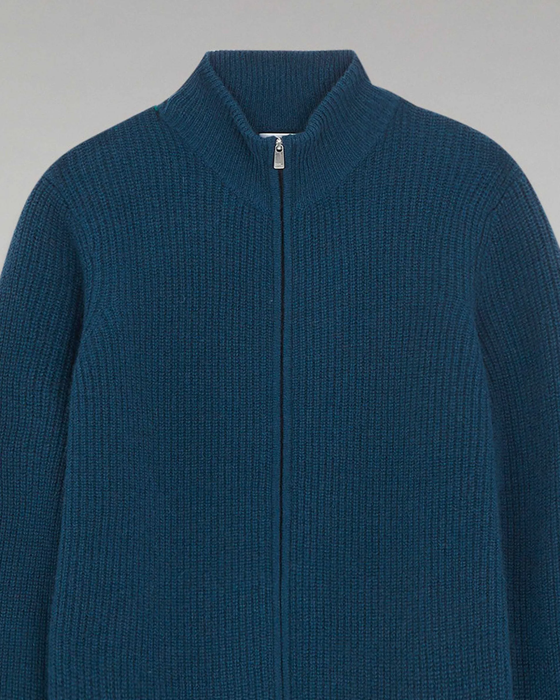 Pull Gilet A Cotes Zippe