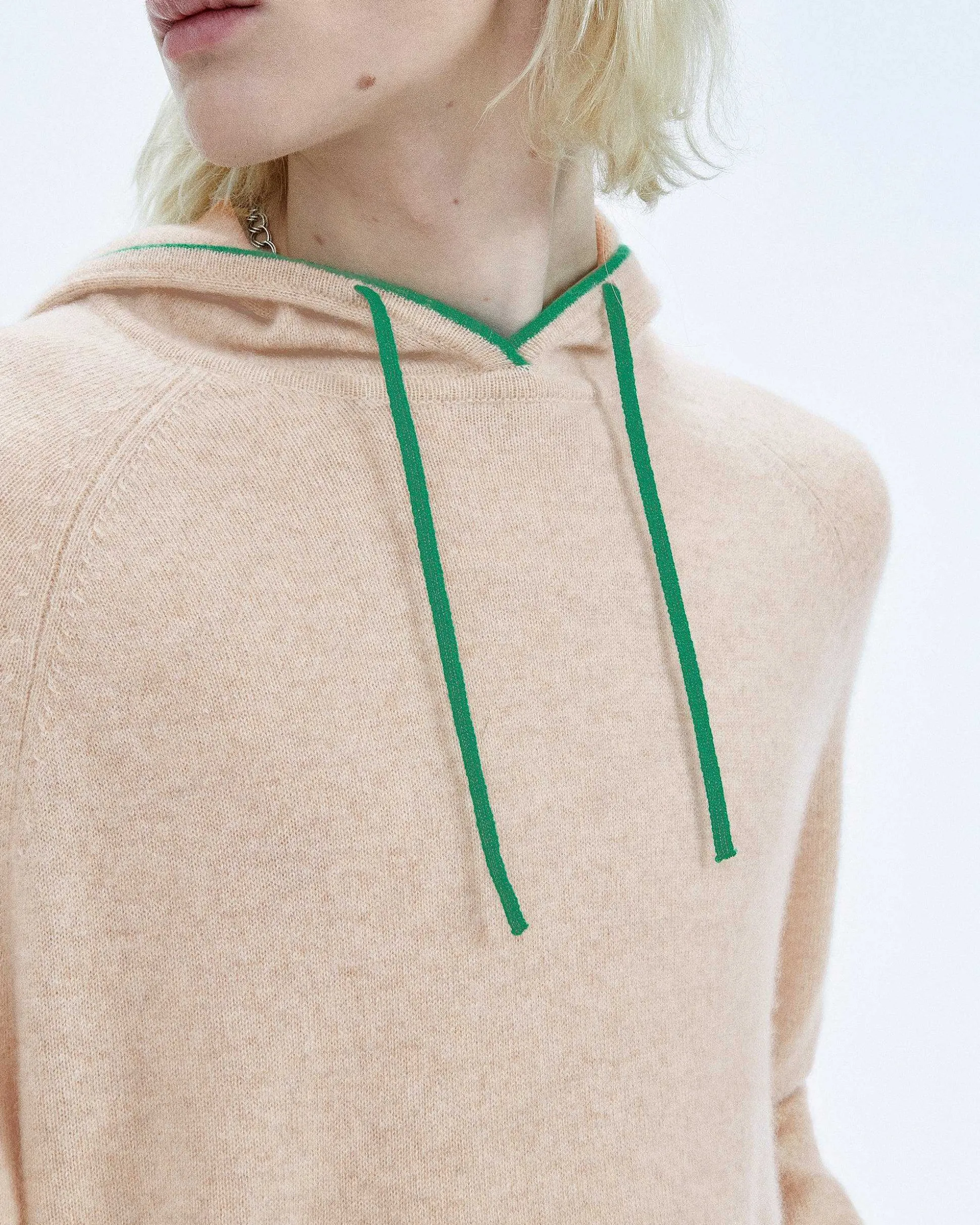 Pull Hoodie A Poche Et Liserets Contrastes