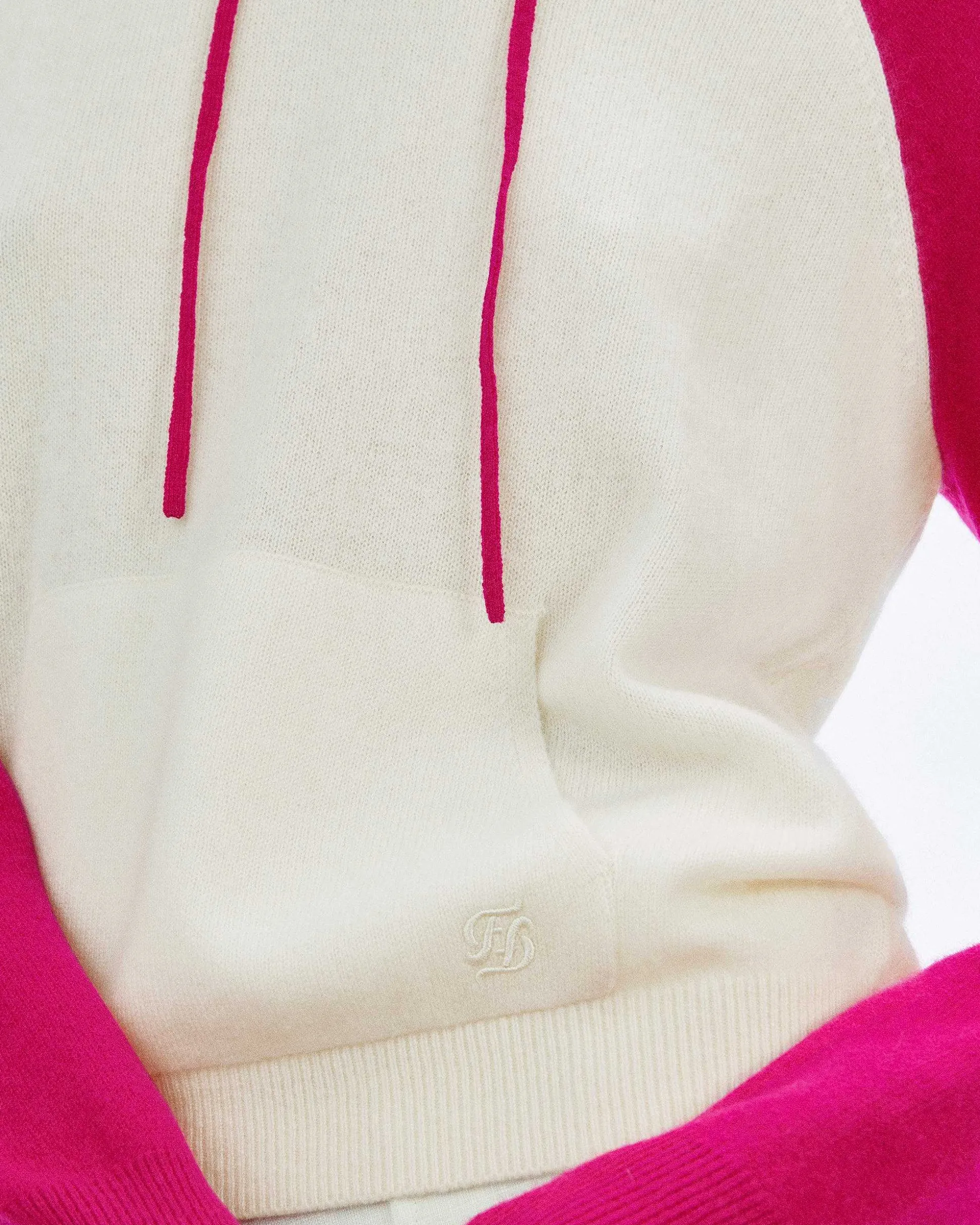 Pull Hoodie Contraste