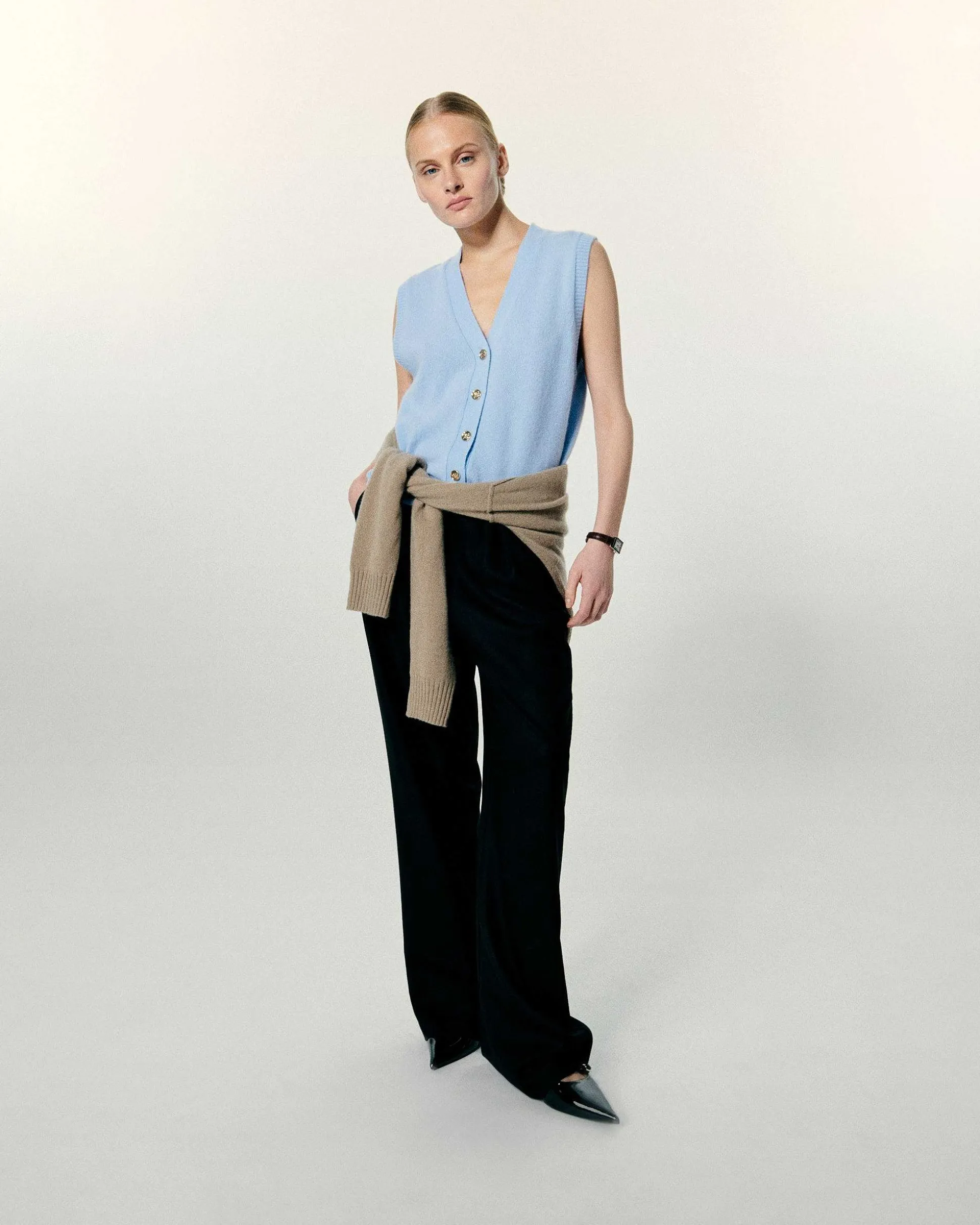 Pull Sans Manche Boutons Bijoux