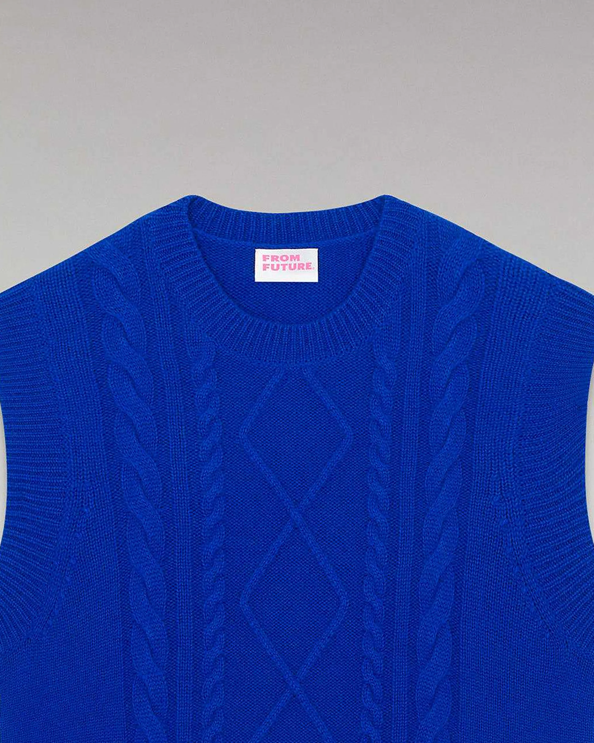 Pull Sans Manche Torsades