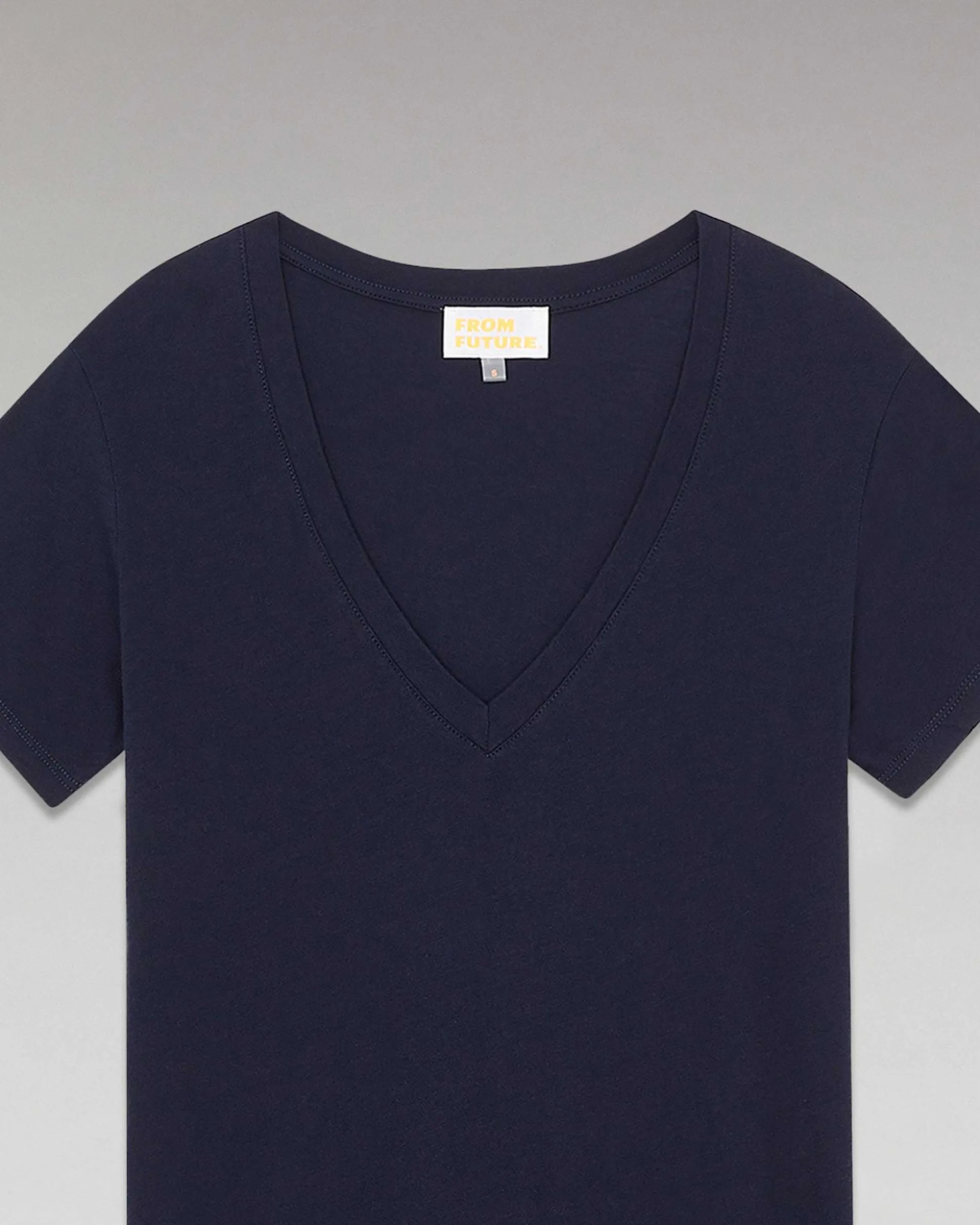 T-Shirt Col V Basique