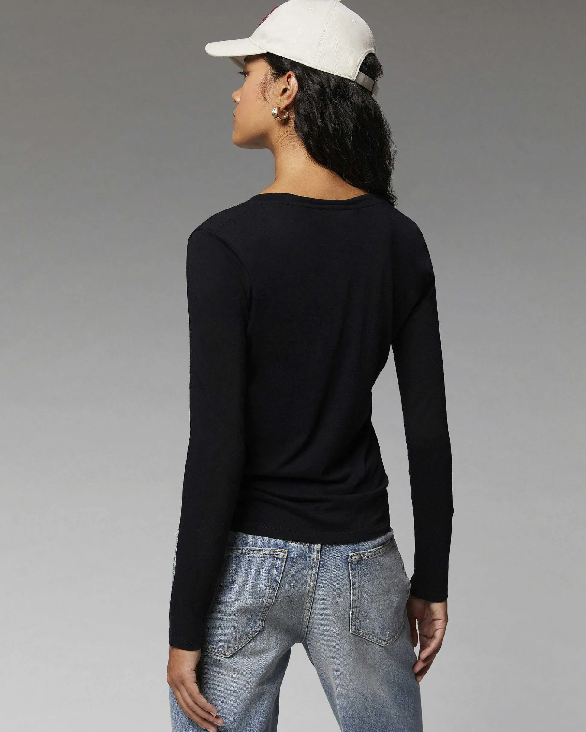 T-Shirt Col V Basique Manches Longues